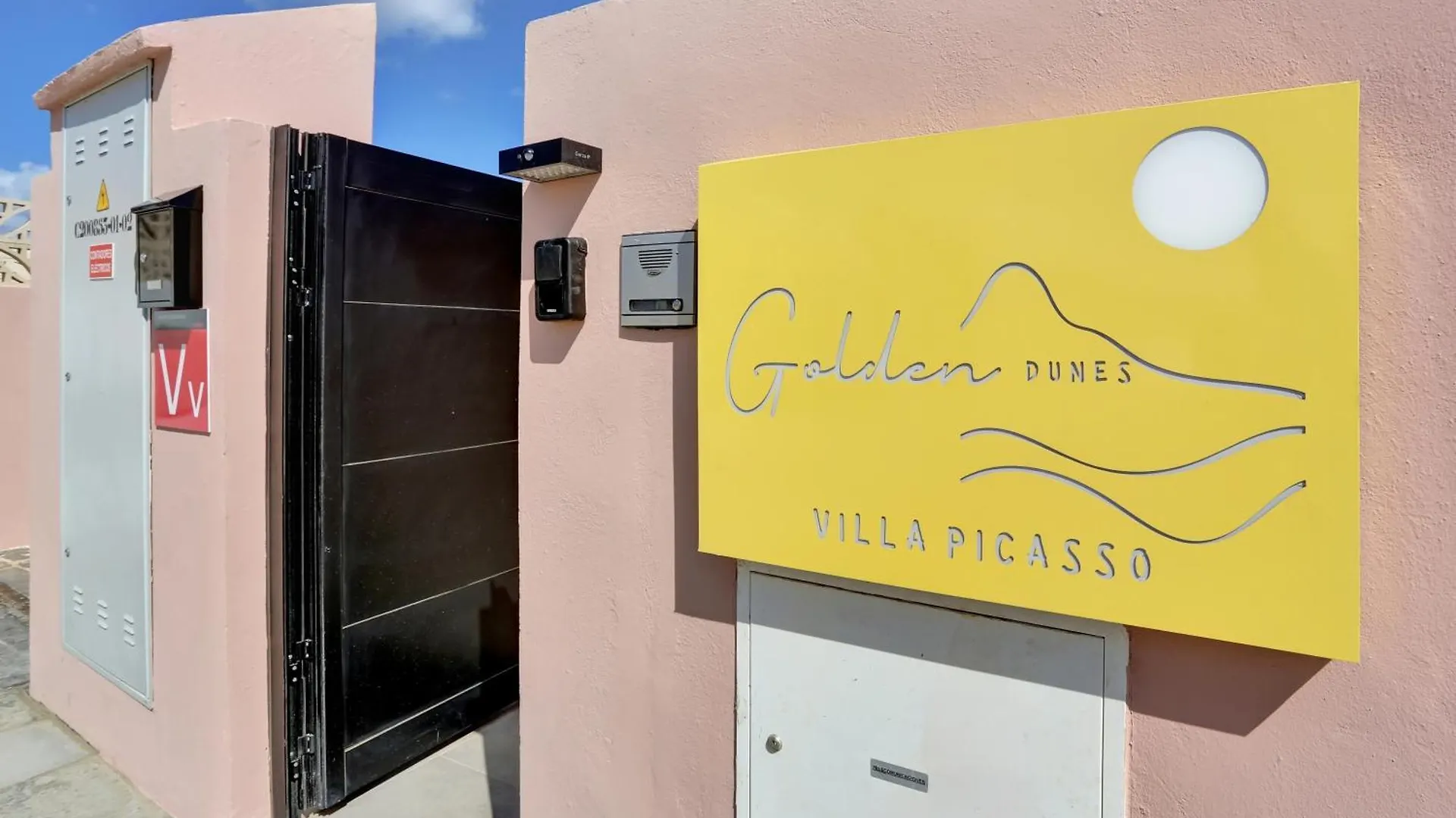 Golden Dunes Villa Picasso Madrid Costa De Antigua