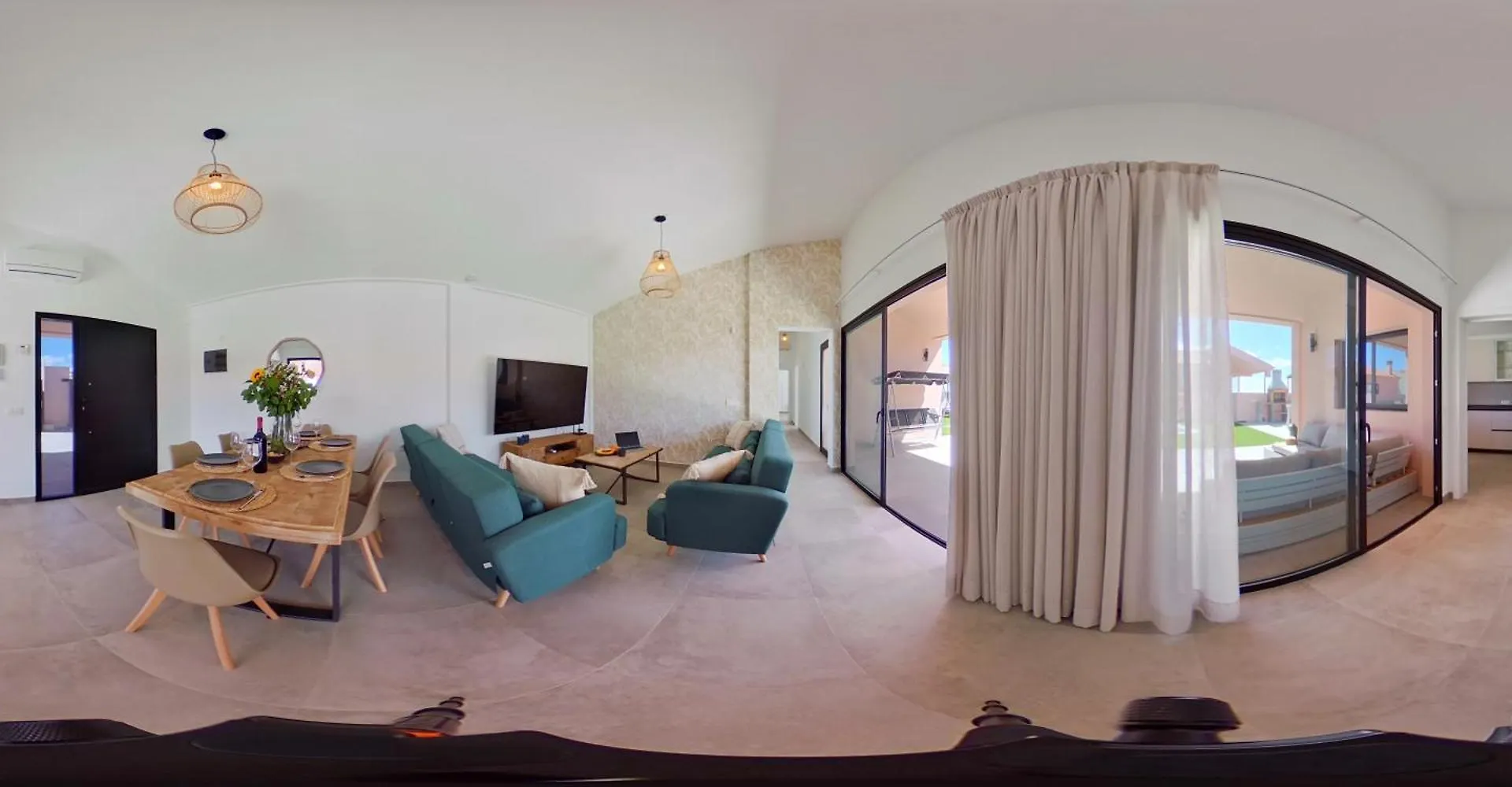Golden Dunes Villa Picasso Madrid